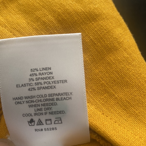 Express Crop Top - Picture 4 of 4